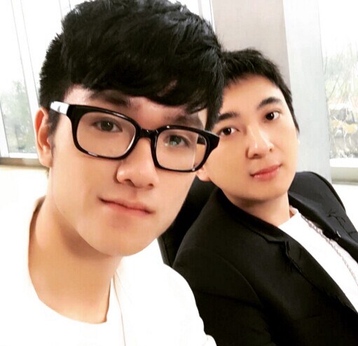 万年老二LOL若风不靠王思聪靠林更新?_国内