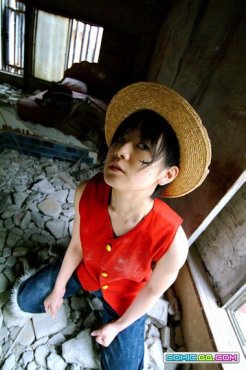 海贼王路飞和其他角色真人版我被雷到了(2) _