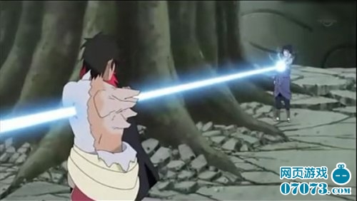 火影忍者漫画656话志村团藏VS佐助战役_新手