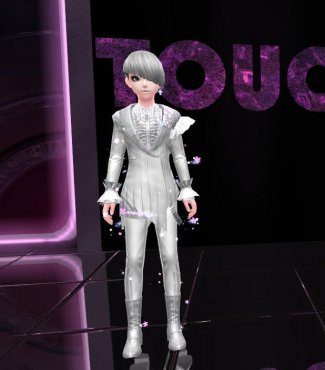 touch月朦男装白色效果展示